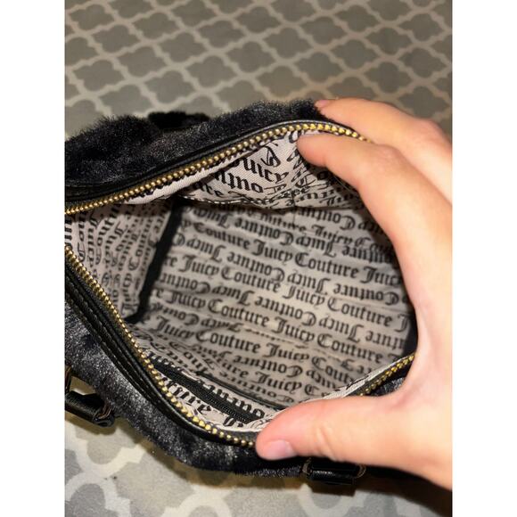 Juicy Coture Lets Get Cozy Satchel - Picture 5 of 6